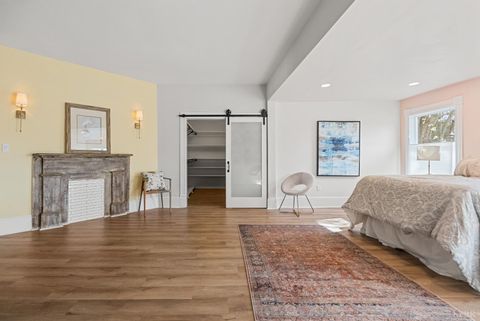 Tiny photo for 1221 Oakwood Street, Bedford, VA 24523 (MLS # 365094)