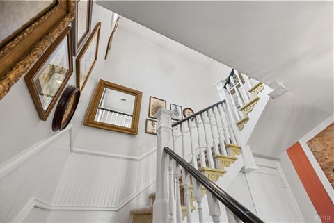 Tiny photo for 1221 Oakwood Street, Bedford, VA 24523 (MLS # 365094)