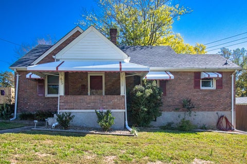 Photo of 5728 White Oak Drive, Lynchburg, VA 24502 (MLS # 369745)