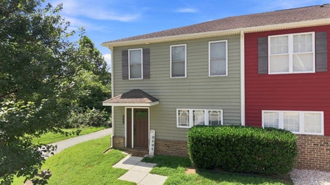Townhouse For Sale - 1066 Commonwealth Circle<br/> Bedford County, Forest, VA 24551