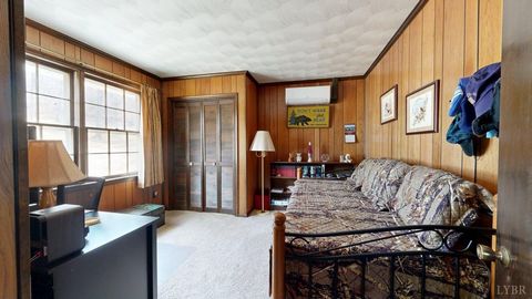 Tiny photo for 426 Burgess Road, Madison Heights, VA 24572 (MLS # 365063)