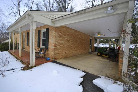 Tiny photo for 212 Chesterfield Road, Lynchburg, VA 24502 (MLS # 364296)
