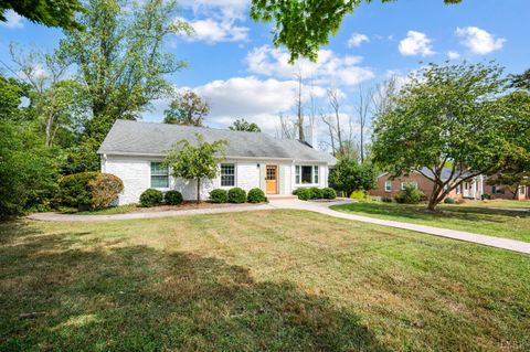 Photo of 3756 Woodside Avenue, Lynchburg, VA 24503 (MLS # 362092)