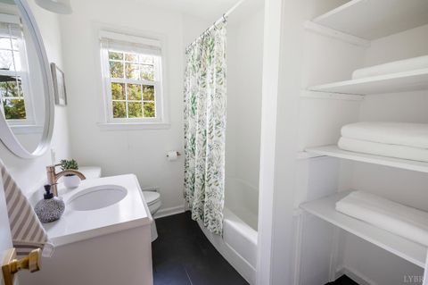 Tiny photo for 3756 Woodside Avenue, Lynchburg, VA 24503 (MLS # 362092)