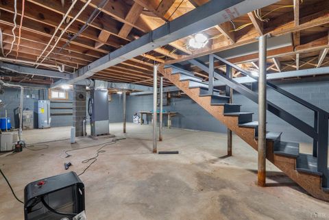 Tiny photo for 111 Saturn St. St, Lynchburg, VA 24502 (MLS # 364991)