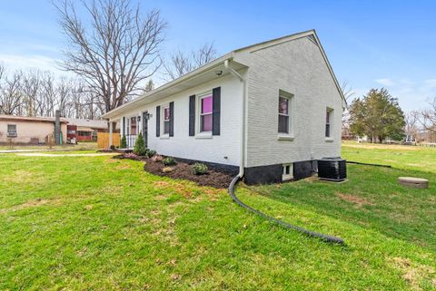 Tiny photo for 111 Saturn St. St, Lynchburg, VA 24502 (MLS # 364991)