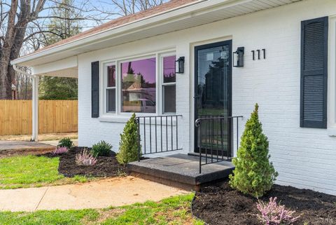 Photo of 111 Saturn St. St, Lynchburg, VA 24502 (MLS # 364991)