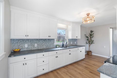 Tiny photo for 111 Saturn St. St, Lynchburg, VA 24502 (MLS # 364991)