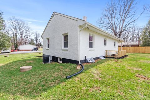 Tiny photo for 111 Saturn St. St, Lynchburg, VA 24502 (MLS # 364991)