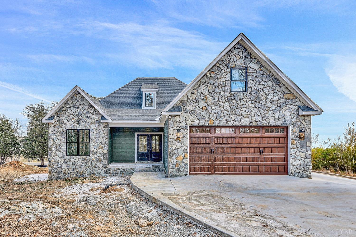 41 Peach Tree Court, Huddleston, Virginia image 1