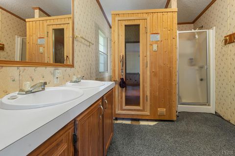 Tiny photo for 0 550 Mitchell Road Rd, Axton, VA 24504 (MLS # 364605)