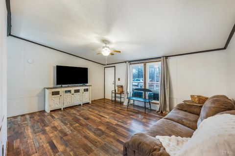 Tiny photo for 339 Plain Ridge Drive, Evington, VA 24550 (MLS # 364867)