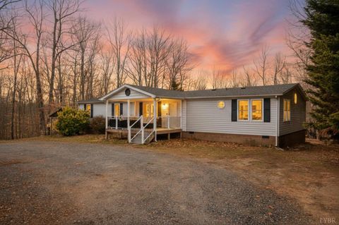 Tiny photo for 339 Plain Ridge Drive, Evington, VA 24550 (MLS # 364867)