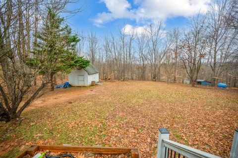 Tiny photo for 339 Plain Ridge Drive, Evington, VA 24550 (MLS # 364867)