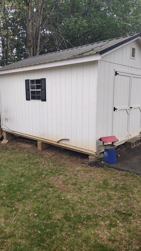 Tiny photo for 618 Prospect Road, Hurt, VA 24563 (MLS # 363848)