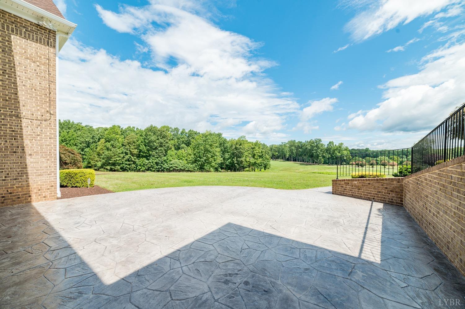 126 Golf Course Trail Trl, Amherst, Virginia image 6