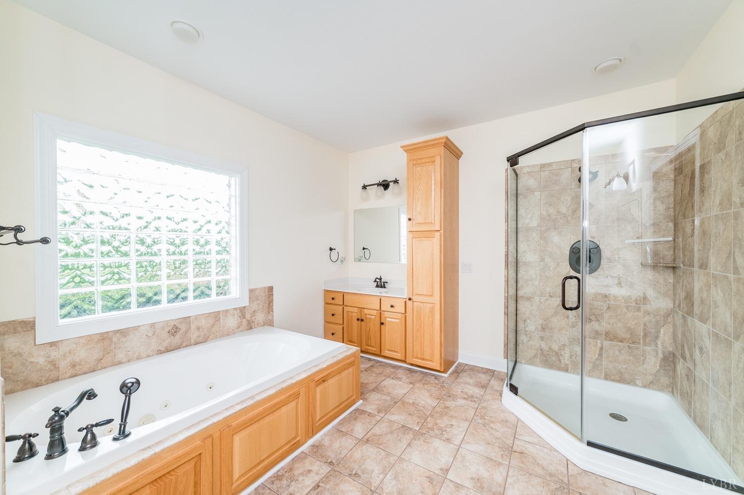 126 Golf Course Trail Trl, Amherst, Virginia image 44