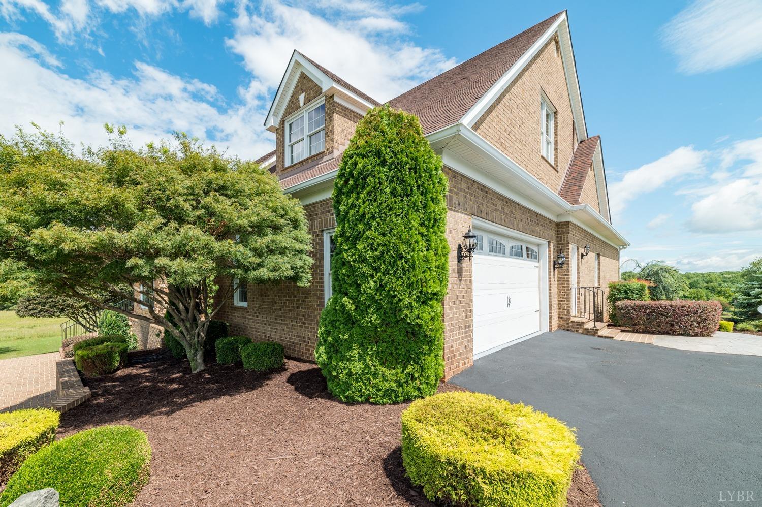 126 Golf Course Trail Trl, Amherst, Virginia image 10
