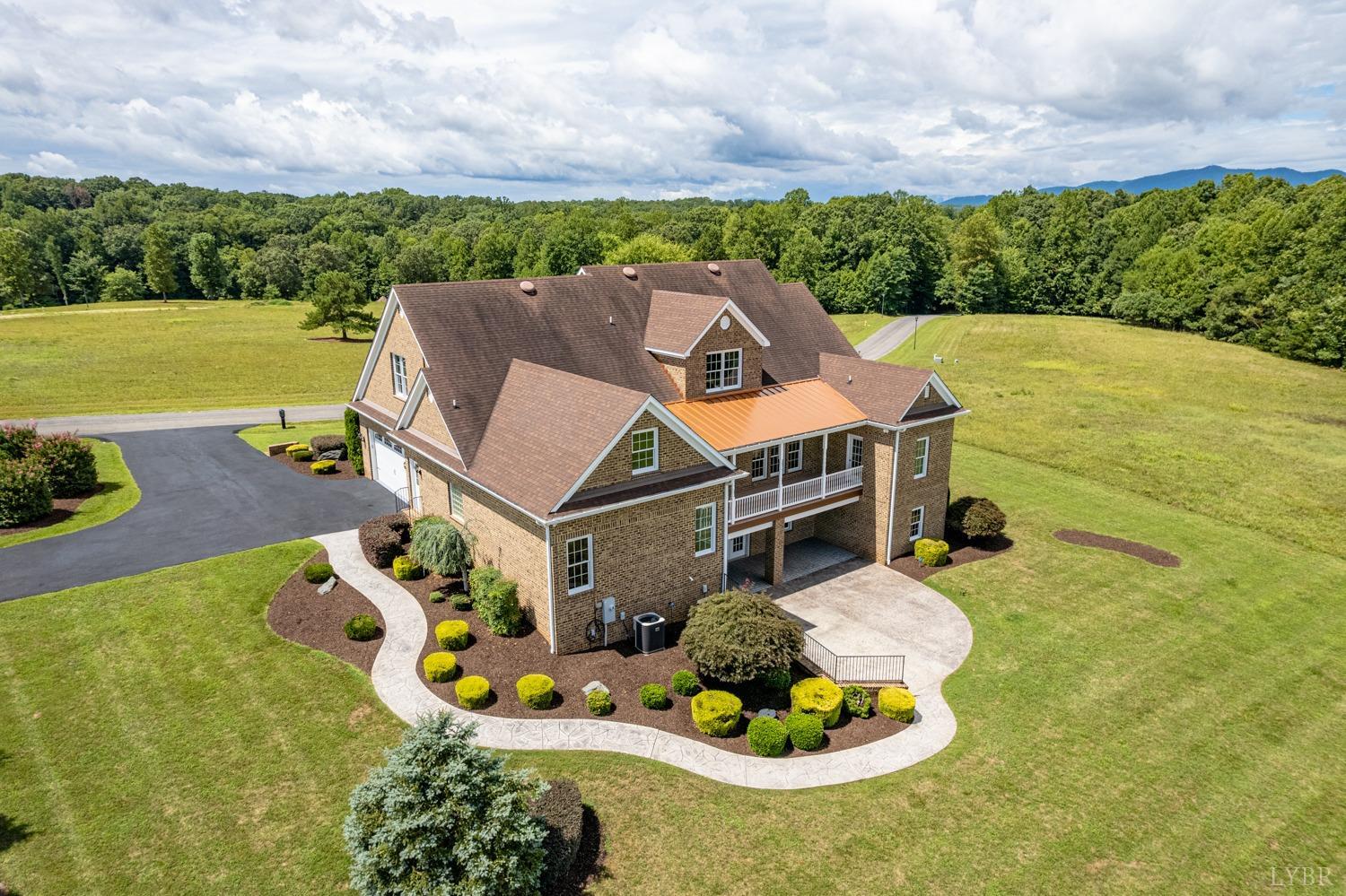126 Golf Course Trail Trl, Amherst, Virginia image 17