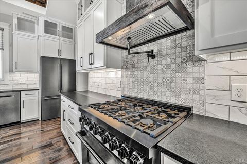 Tiny photo for 119 Ralls Apple Lane, Madison Heights, VA 24572 (MLS # 364322)