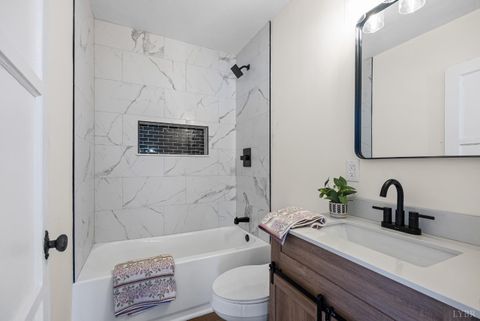 Tiny photo for 1209 Shirley Road, Lynchburg, VA 24502 (MLS # 363384)