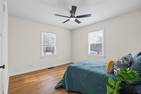 Tiny photo for 1209 Shirley Road, Lynchburg, VA 24502 (MLS # 363384)