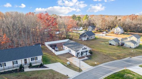 Tiny photo for 140 Dutch Lane, Appomattox, VA 24522 (MLS # 363143)