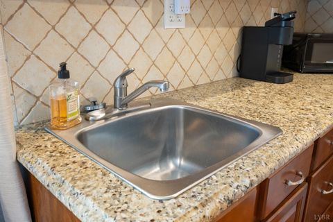 Tiny photo for 1254 Ivy Creek Drive, Forest, VA 24551 (MLS # 366331)