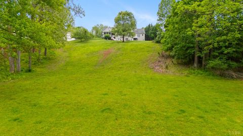 Tiny photo for 1254 Ivy Creek Drive, Forest, VA 24551 (MLS # 366331)