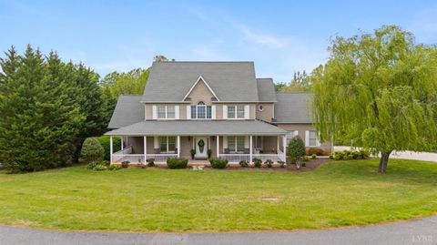 Tiny photo for 1254 Ivy Creek Drive, Forest, VA 24551 (MLS # 366331)