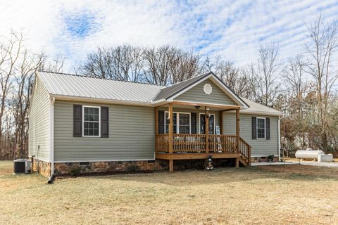 Photo of 898 Spruce Dr. Dr, Pamplin, VA 23958 (MLS # 364277)