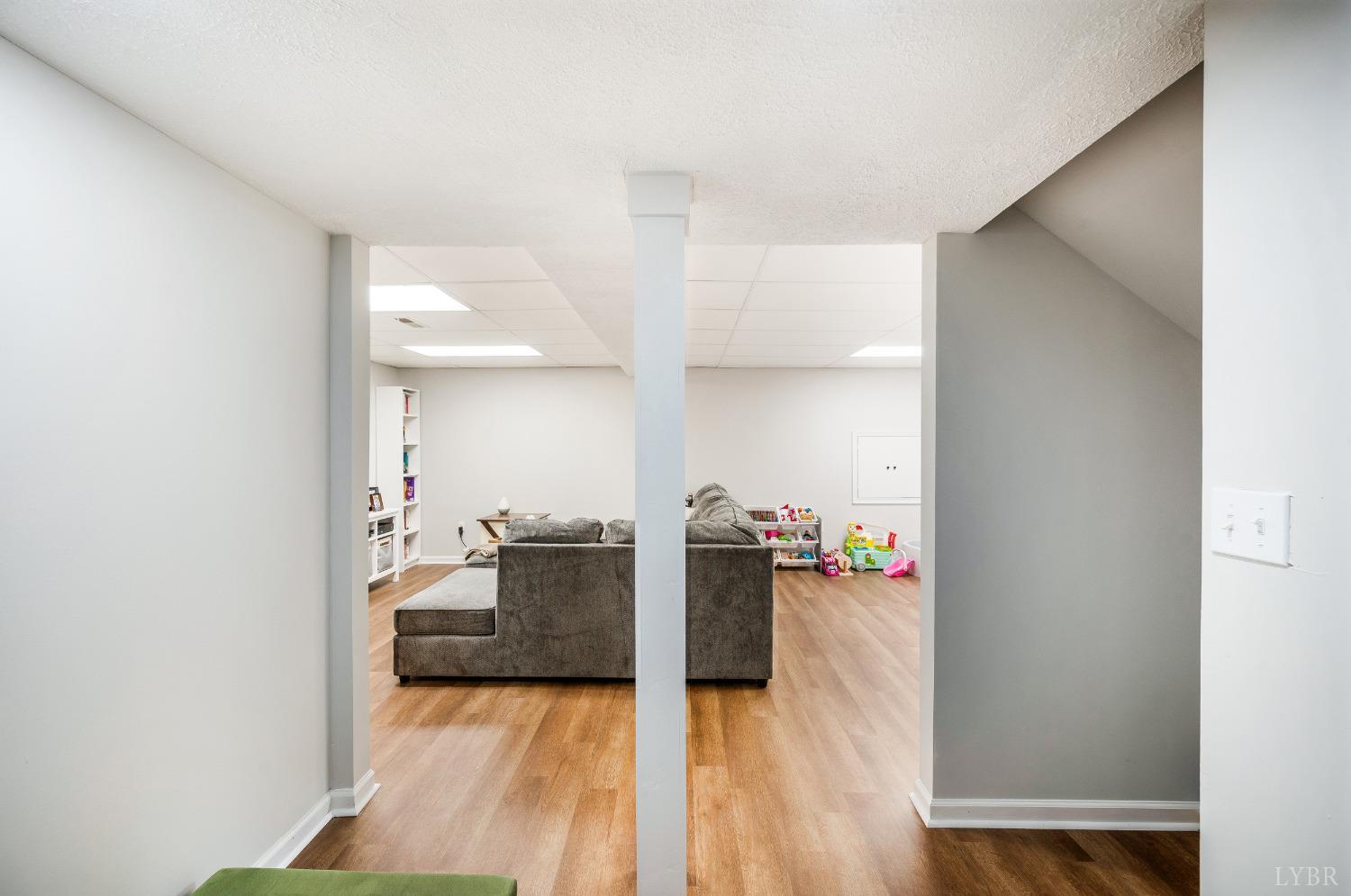 400 Cambridge Drive, Lynchburg, Virginia image 30