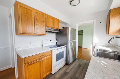 Tiny photo for 102 Dale Avenue, Lynchburg, VA 24502 (MLS # 363424)