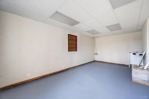 Tiny photo for 102 Dale Avenue, Lynchburg, VA 24502 (MLS # 363424)