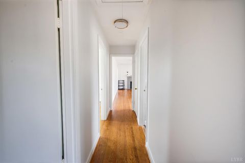 Tiny photo for 102 Dale Avenue, Lynchburg, VA 24502 (MLS # 363424)