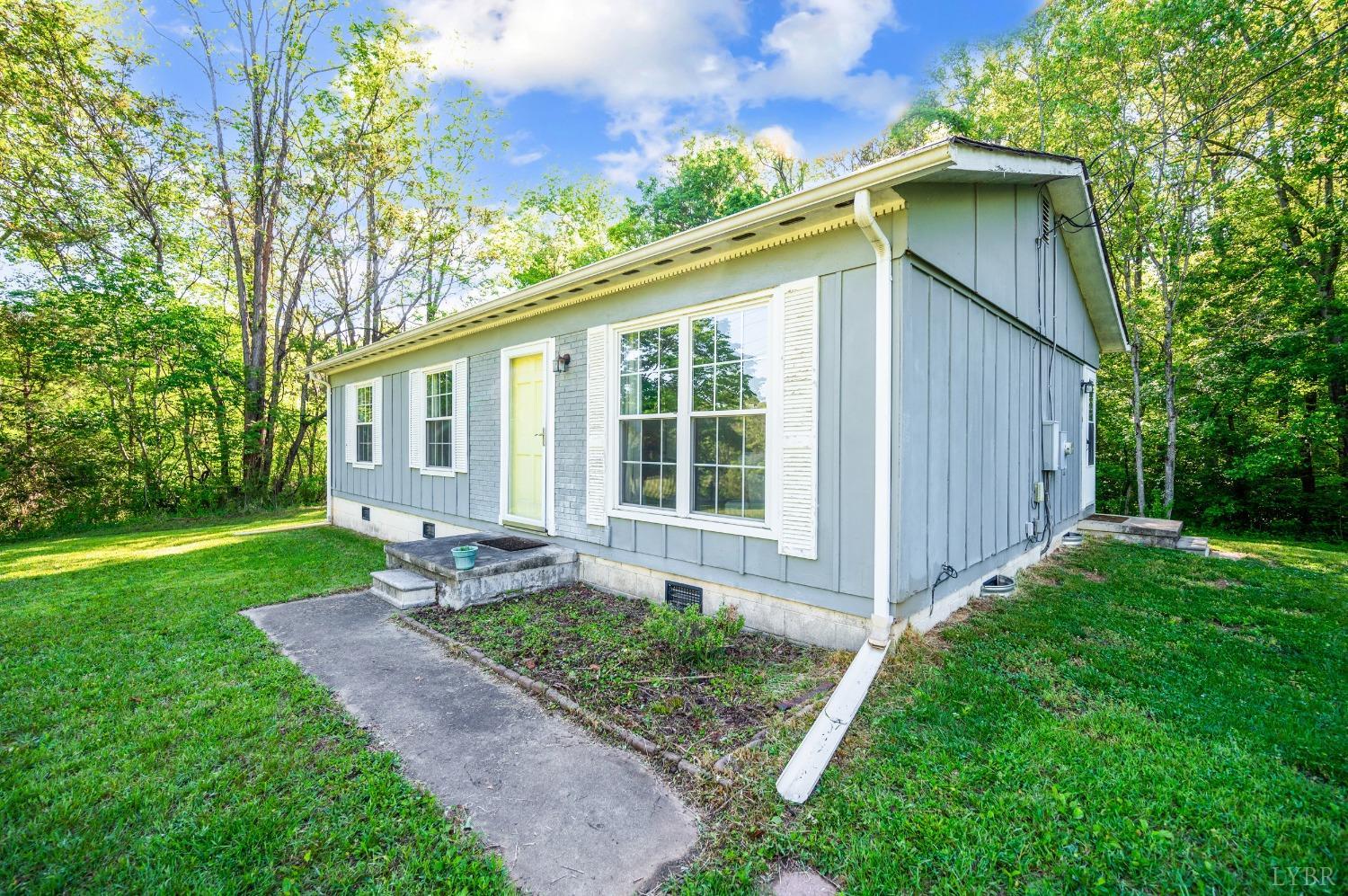 9124 Oakville Road, Gladstone, Virginia image 2