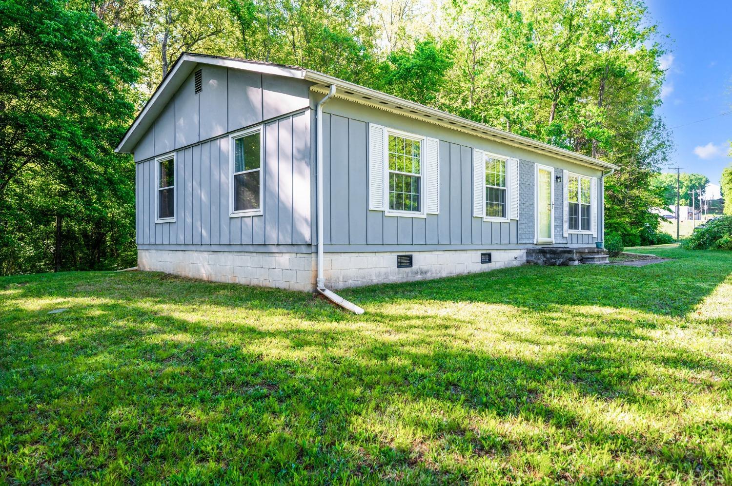 9124 Oakville Road, Gladstone, Virginia image 3