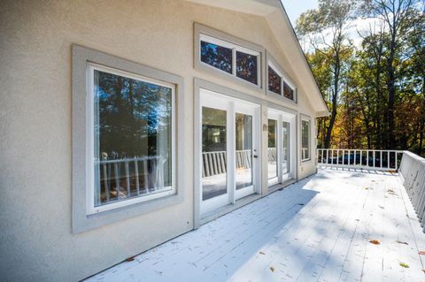 Tiny photo for 404 Heather Lane, Huddleston, VA 24104 (MLS # 364020)