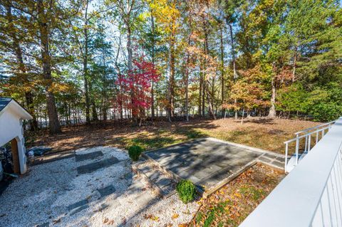 Tiny photo for 404 Heather Lane, Huddleston, VA 24104 (MLS # 364020)