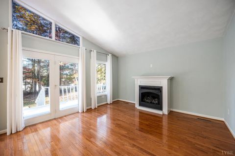 Tiny photo for 404 Heather Lane, Huddleston, VA 24104 (MLS # 364020)