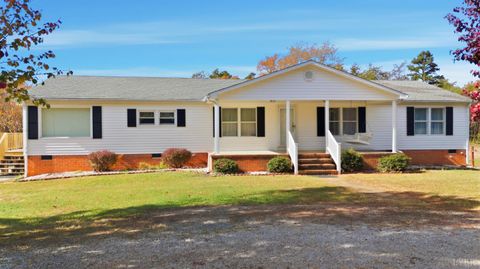 Tiny photo for 1821 Telegraph Road, Gretna, VA 24557 (MLS # 363081)