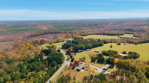 Tiny photo for 1821 Telegraph Road, Gretna, VA 24557 (MLS # 363081)