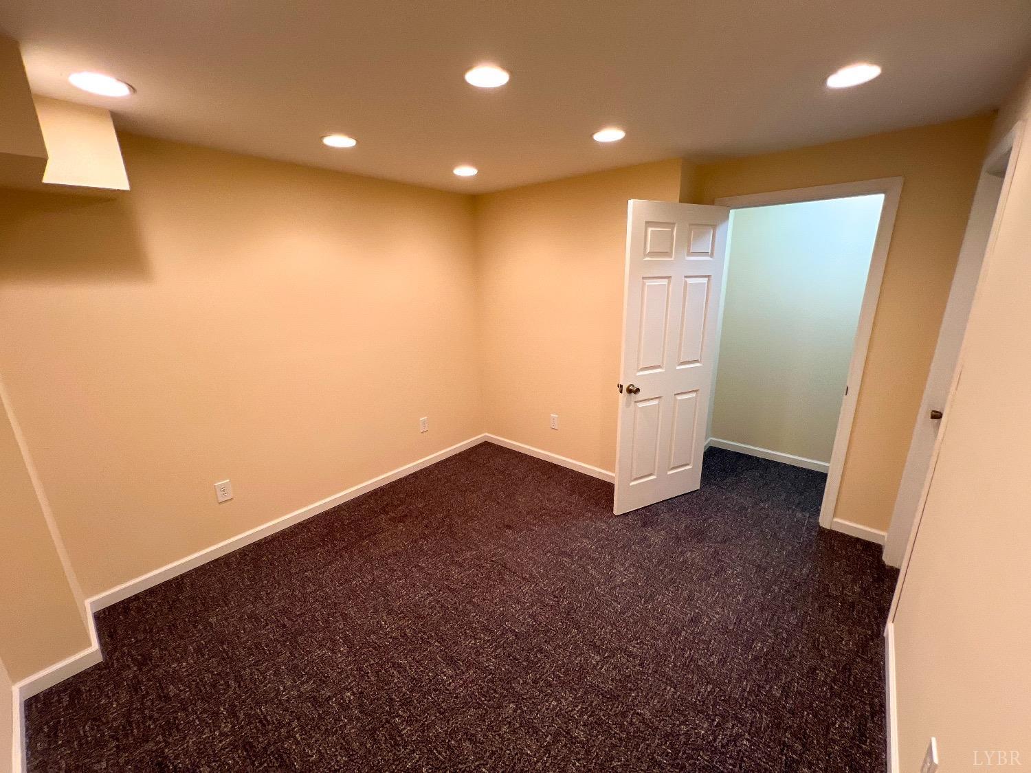 309 Jefferson Woods Drive, Forest, Virginia image 26