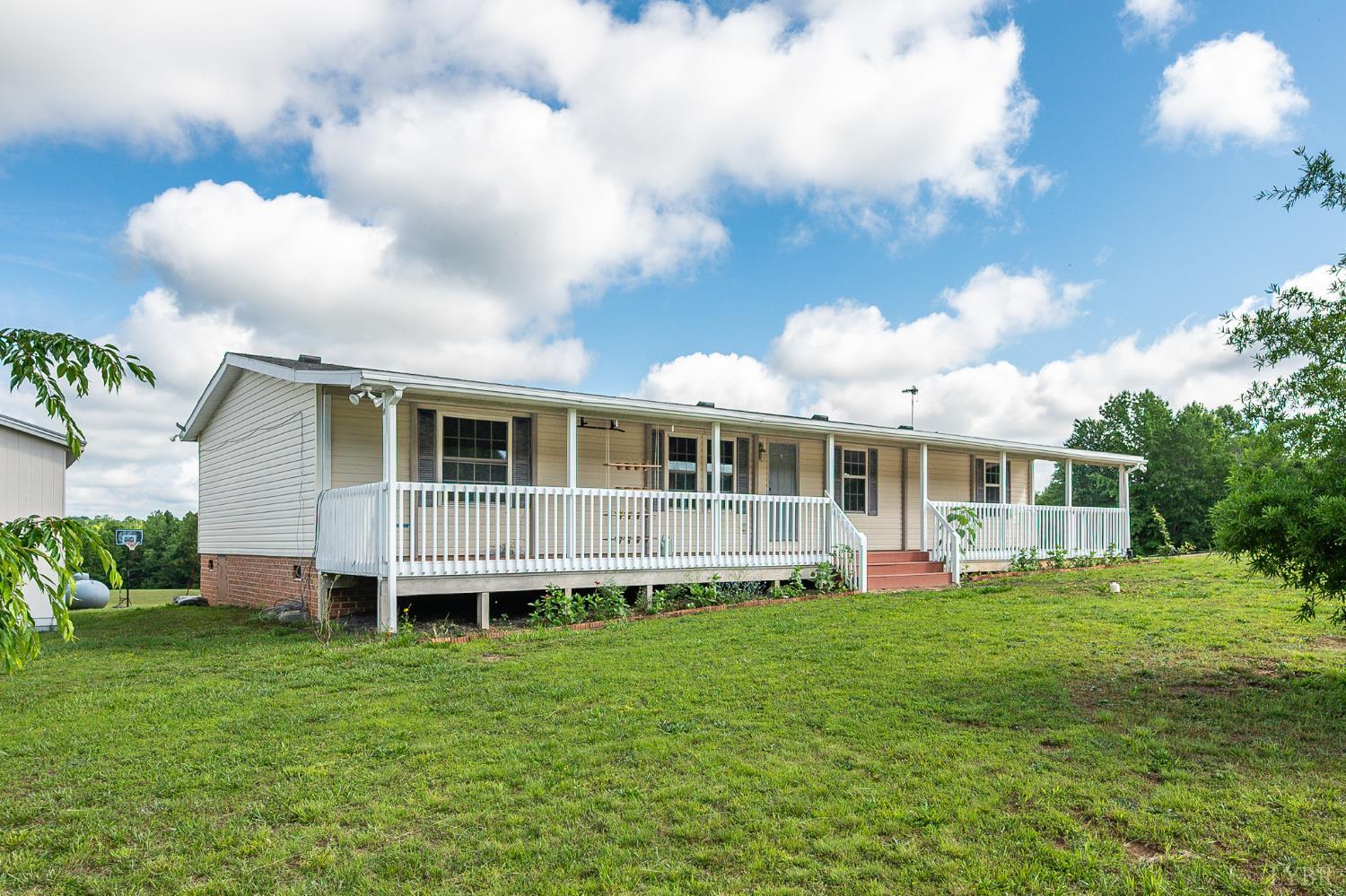 3144 Ball Park Loop Loop, Halifax, Virginia image 2