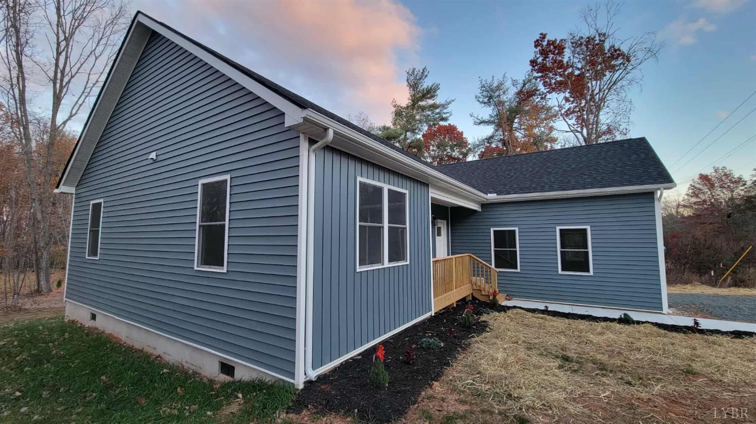 Madison Heights, Virginia 24572, United States, 3 Bedrooms Bedrooms, ,2 BathroomsBathrooms,Residential,Active,242543