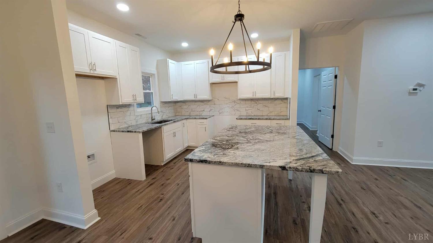 Madison Heights, Virginia 24572, United States, 3 Bedrooms Bedrooms, ,2 BathroomsBathrooms,Residential,Active,242543