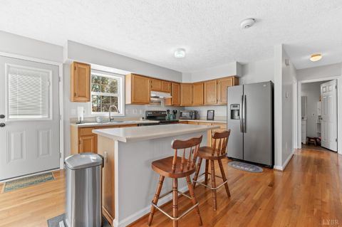 Tiny photo for 1950 Dundee Road, Huddleston, VA 24104 (MLS # 363180)