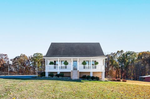 Photo of 1950 Dundee Road, Huddleston, VA 24104 (MLS # 363180)