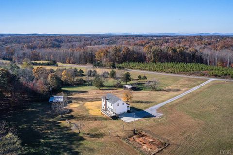 Tiny photo for 1950 Dundee Road, Huddleston, VA 24104 (MLS # 363180)