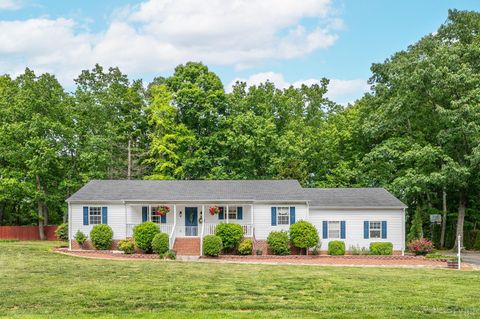 Photo of 58 Branderwood Drive, Rustburg, VA 24588 (MLS # 366587)